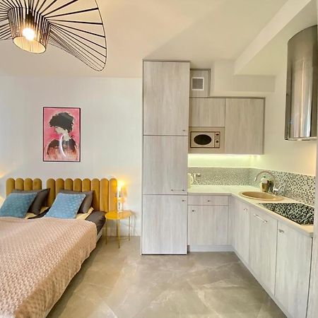Luxury Panda Apartment In Old Town Krakkó Kültér fotó
